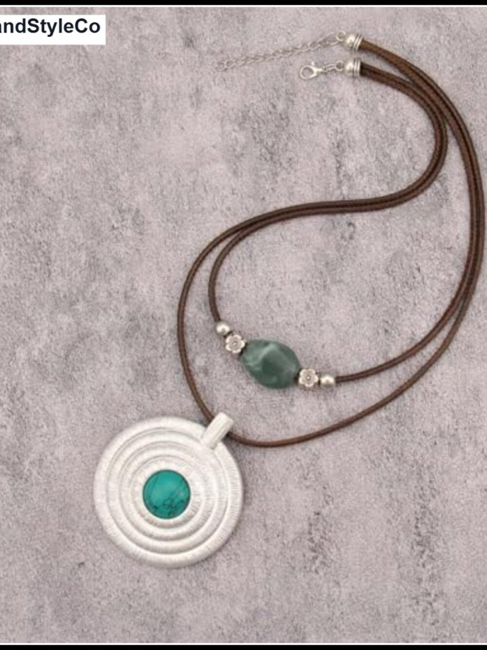 Boho Necklace Women Chunky Circle Pendant Faux Leather Choker - Picture 3 of 6
